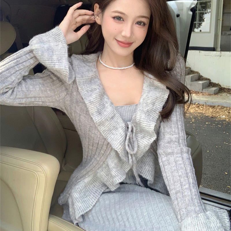 Women's Autumn And Winter Gentle Bell Sleeve Knitted Cardigan