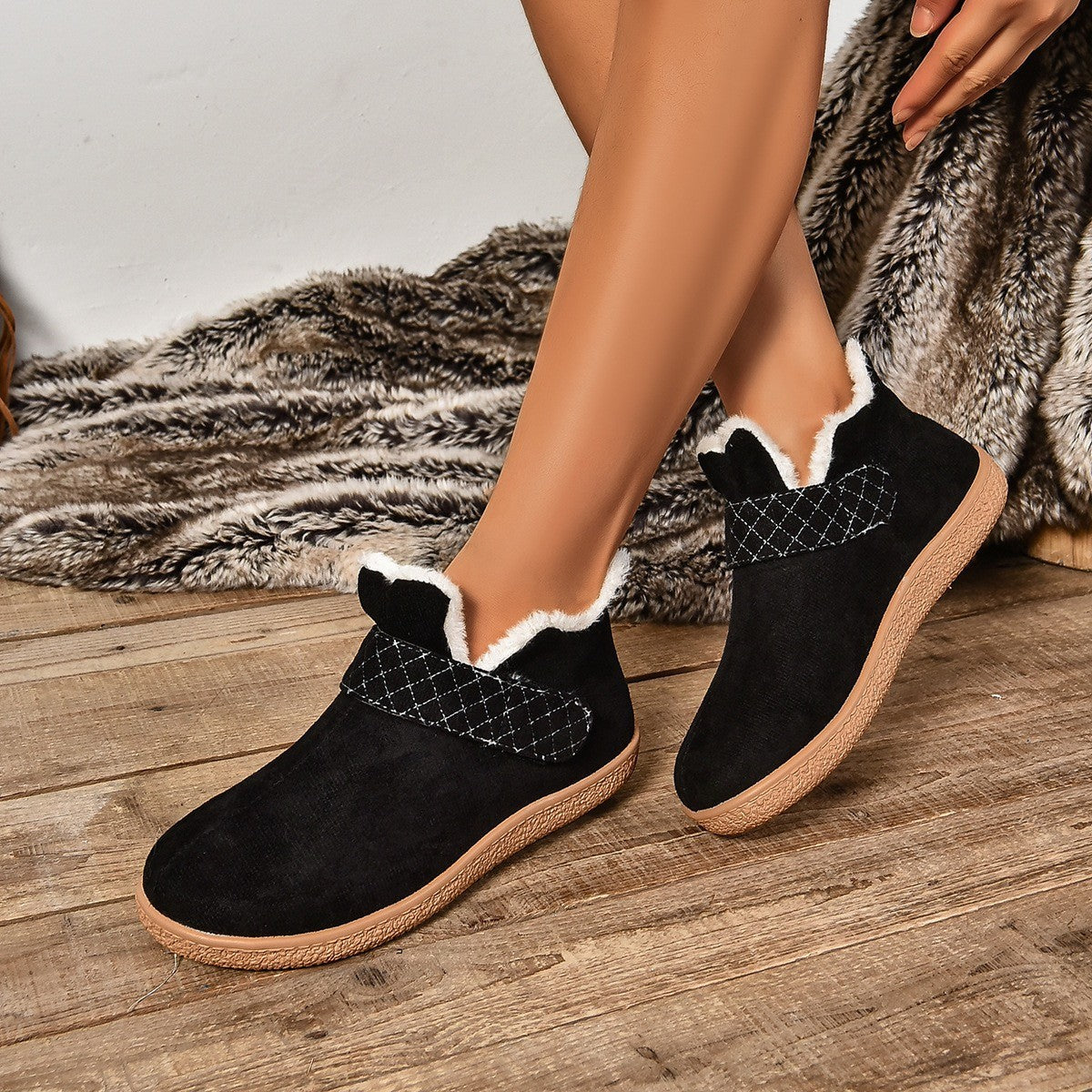 Winter women's warm plus velvet thickened flat cotton shoes casual warm cotton shoes large size